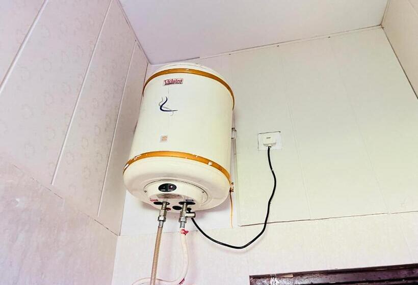 Отель Kalash Garden