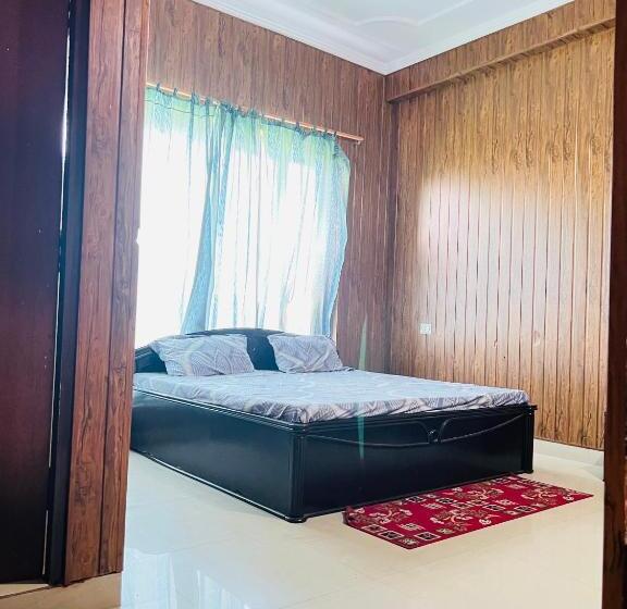 Отель Kalash Garden