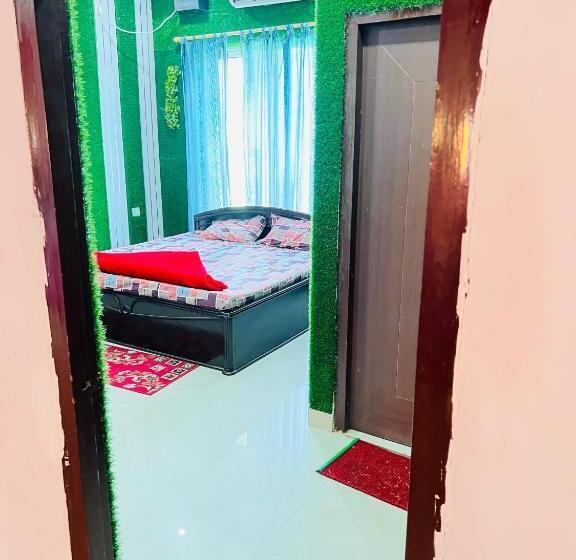 Отель Kalash Garden