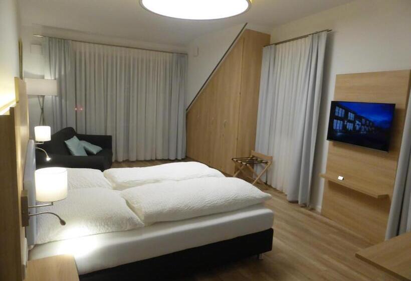 Отель Leister Appart