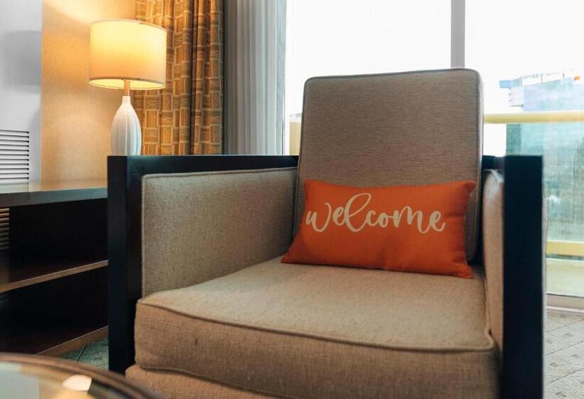 فندق Lucky Gem Penthouse & Luxury Suites At Signature Resort, Balcony Strip View 2605