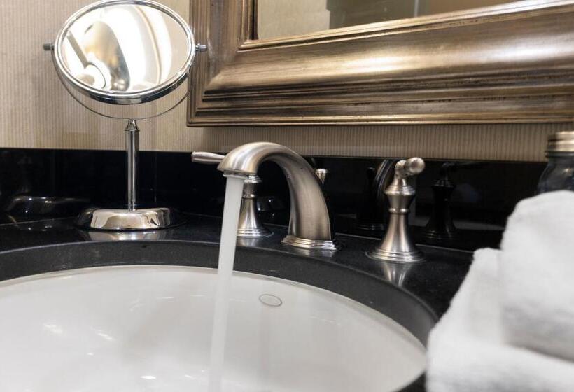 فندق Lucky Gem Penthouse & Luxury Suites At Signature Resort, Balcony Strip View 2605