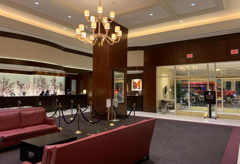 فندق Lucky Gem Penthouse & Luxury Suites At Signature Resort, Balcony Strip View 2605