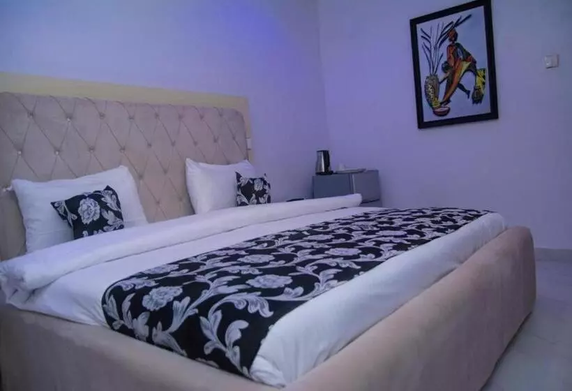 Hotelli The Paradise Beach Resort And Apartment