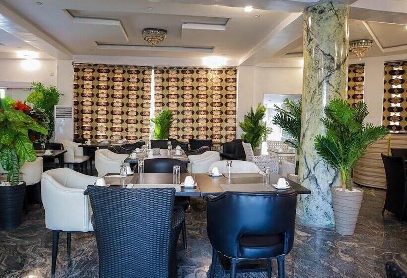 ホテル The Paradise Beach Resort And Apartment