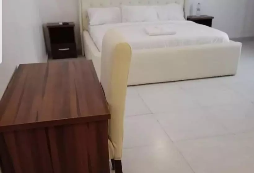 Hotelli The Paradise Beach Resort And Apartment