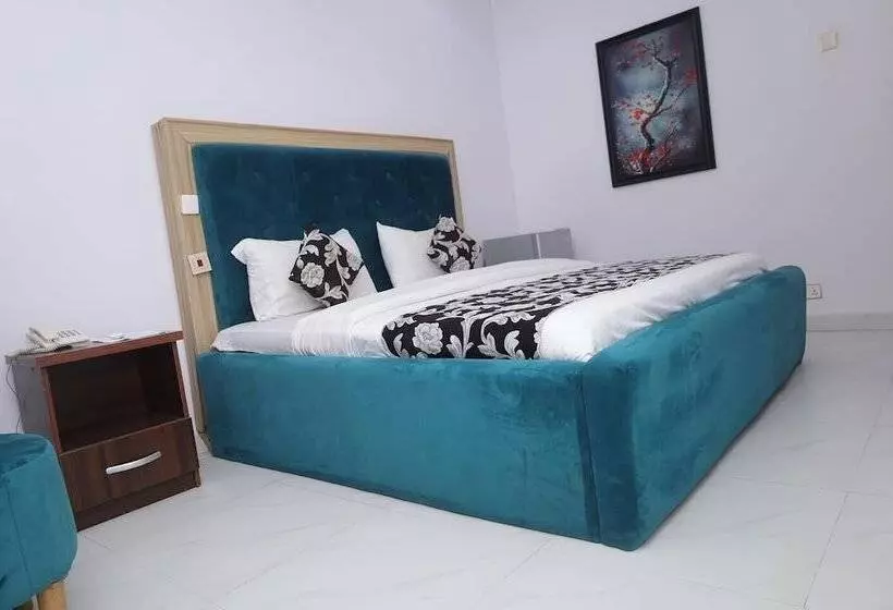 Hotelli The Paradise Beach Resort And Apartment