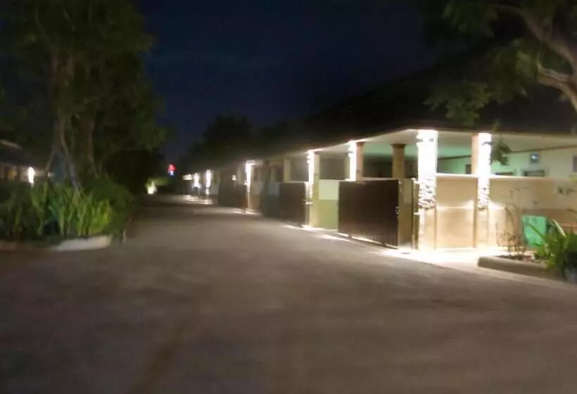 ホテル Sp Park Cha Am