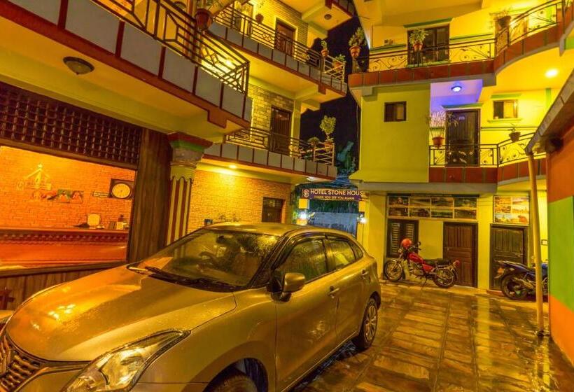 Szálloda Stone House