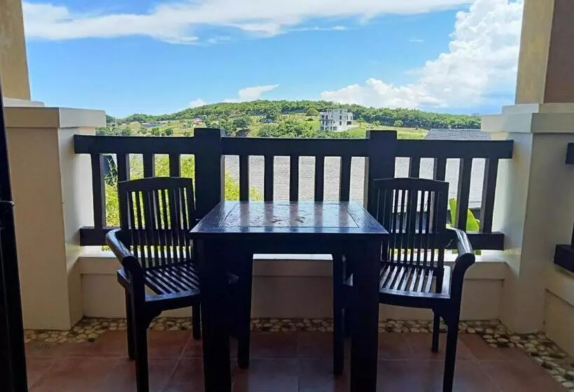 Keira 208, Alta Vista De Boracay