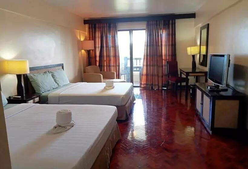 Keira 208, Alta Vista De Boracay