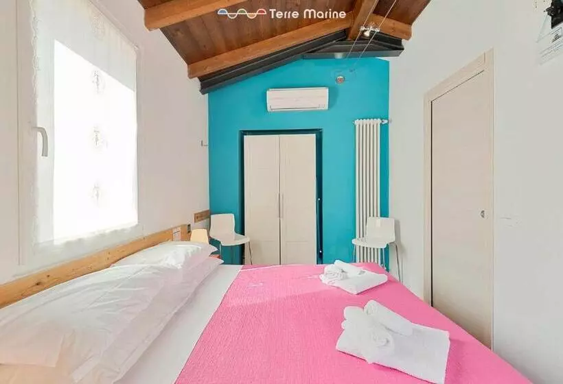 پانسیون A Casa Tua Room, Terre Marine