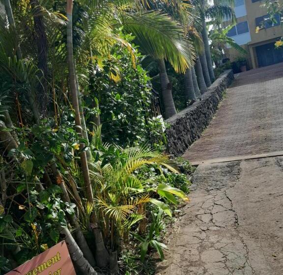 پانسیون Hébergement Le Tammier