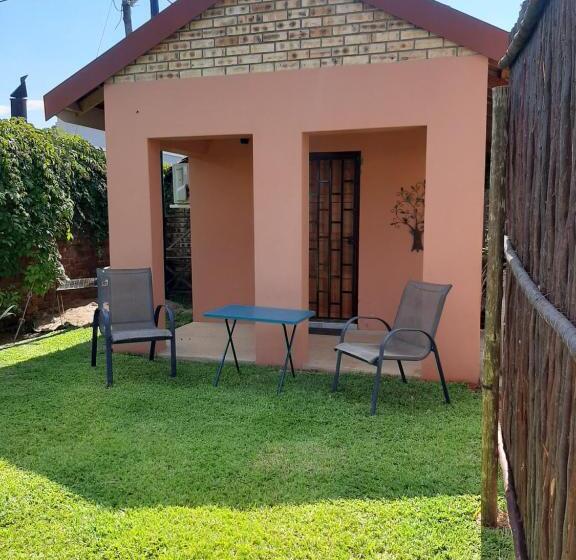 بنسيون Lafenis Selfsorg