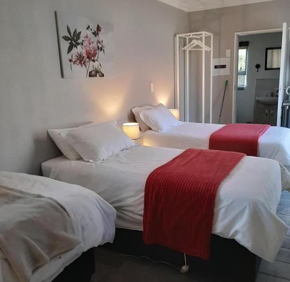 بنسيون Lafenis Selfsorg