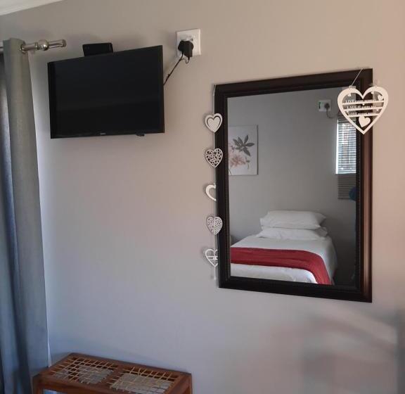 بنسيون Lafenis Selfsorg