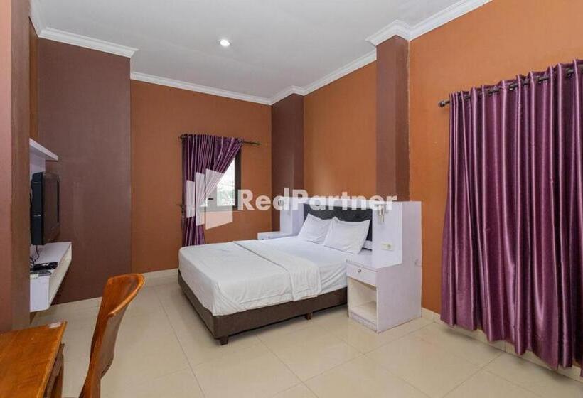 Star Hotel Jaksa Mitra Reddoorz