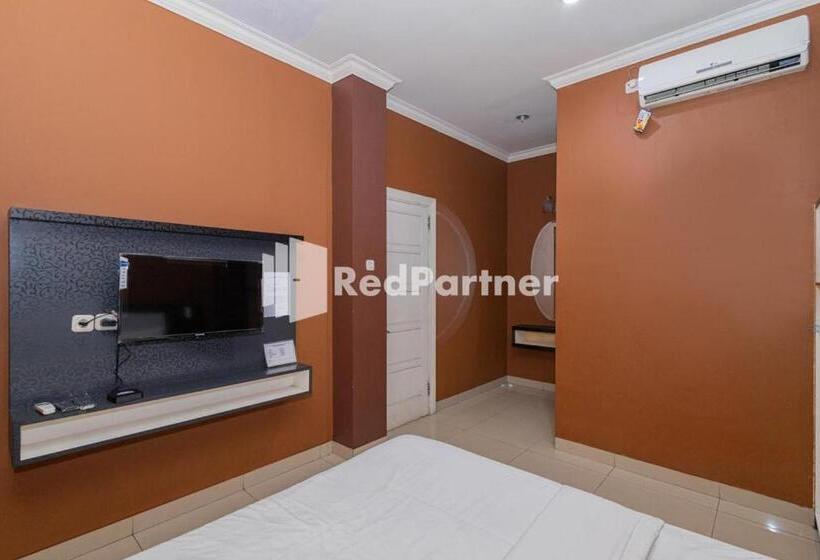 Star Hotel Jaksa Mitra Reddoorz