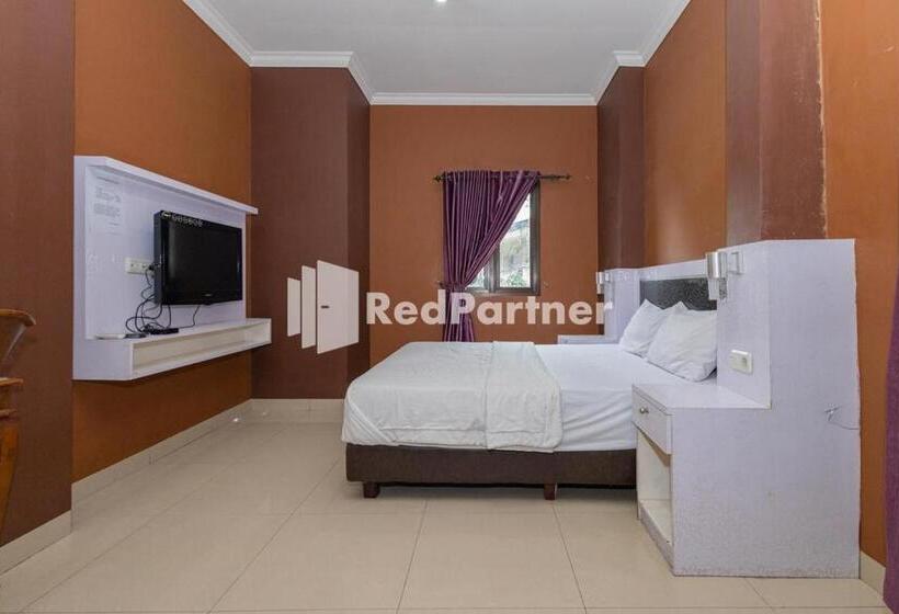 Star Hotel Jaksa Mitra Reddoorz