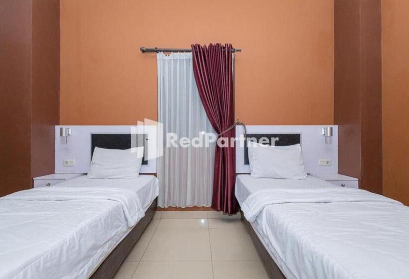 Star Hotel Jaksa Mitra Reddoorz