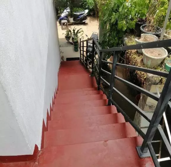 ユースホステル Vishna Guest, Batticaloa