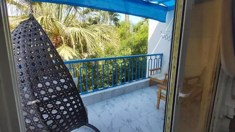 Apartment 2 Bedrooms At Mirage Bay