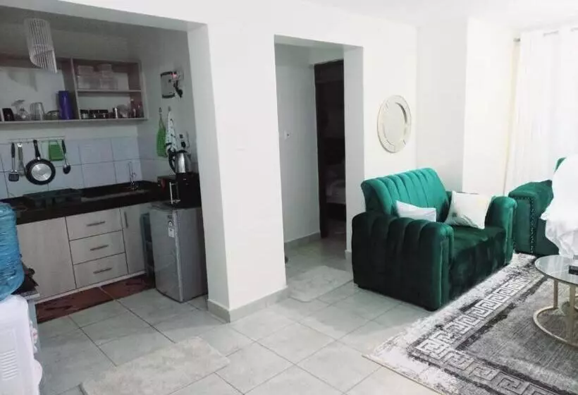 تختخواب و صبحانه Cavendish Apartment
