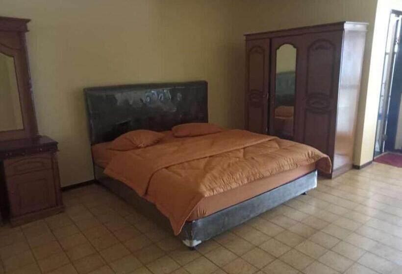 Bed and Breakfast Villa Matahari