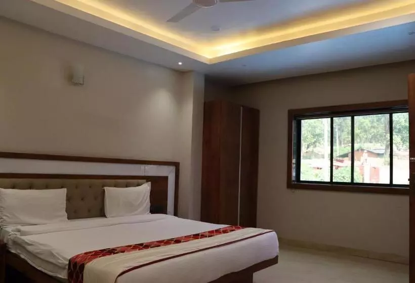 ホテル Amarkantak Inn & Maikal Restaurant