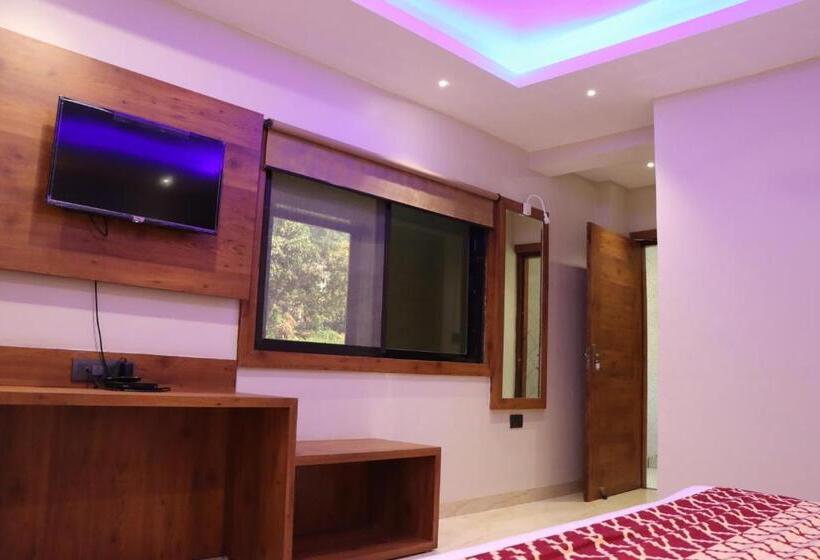 酒店 Amarkantak Inn & Maikal Restaurant