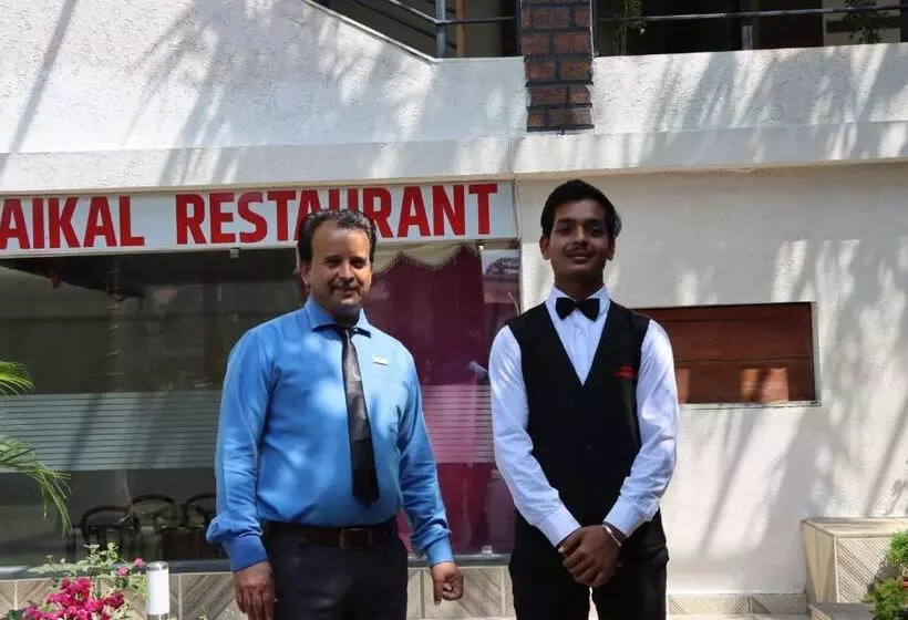 ホテル Amarkantak Inn & Maikal Restaurant