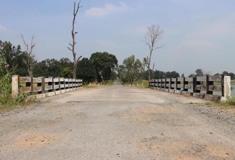 酒店 Amarkantak Inn & Maikal Restaurant