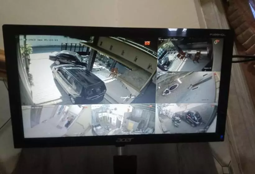 Hotelli Oyo 93159 Homestay Sehat