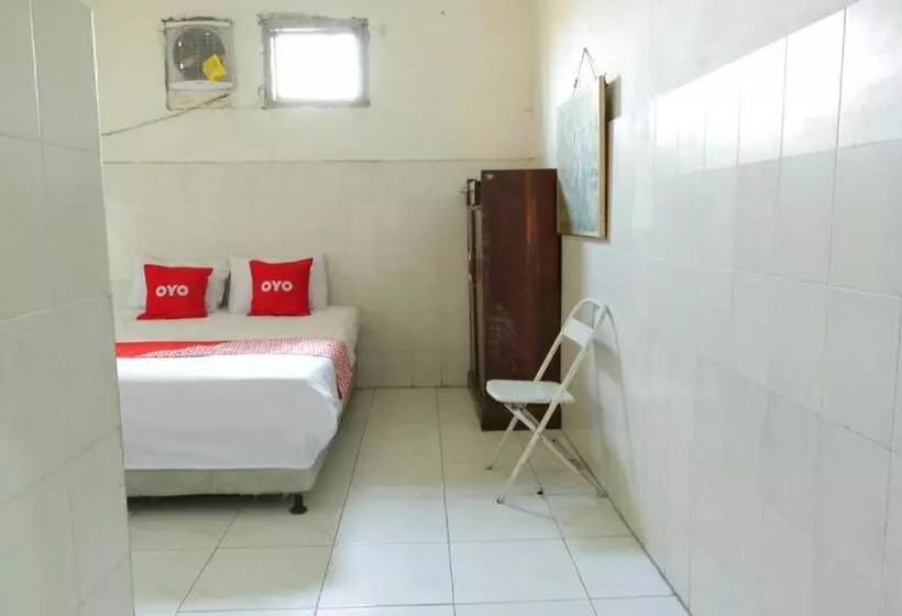 Hotelli Oyo 93159 Homestay Sehat