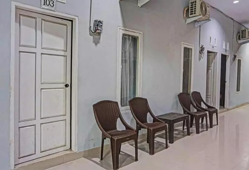 ホテル O Wisma Syariah Dian Near Pare Pare