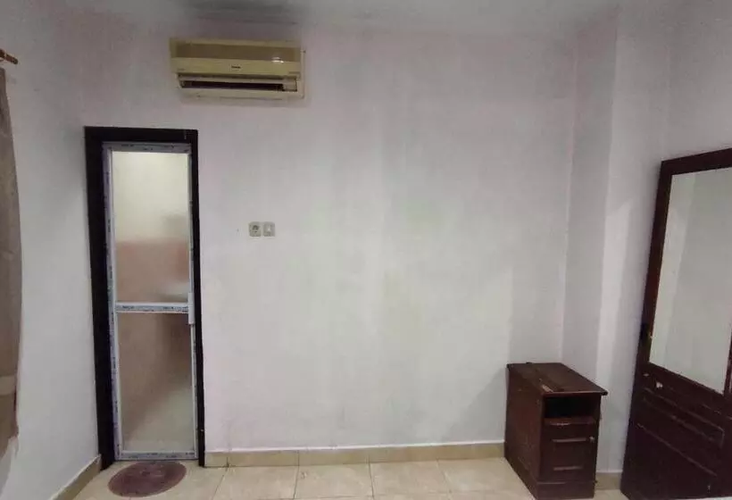 ホテル O Wisma Syariah Dian Near Pare Pare