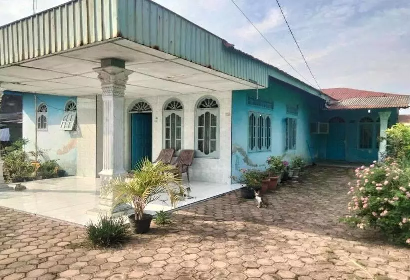 هتل Spot On 93104 Barak Tambunan