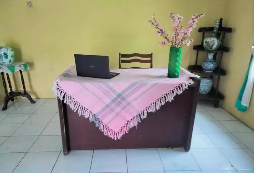 هتل Spot On 93104 Barak Tambunan