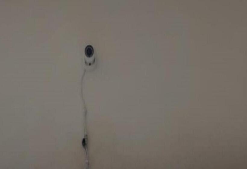 酒店 Spot On 93104 Barak Tambunan