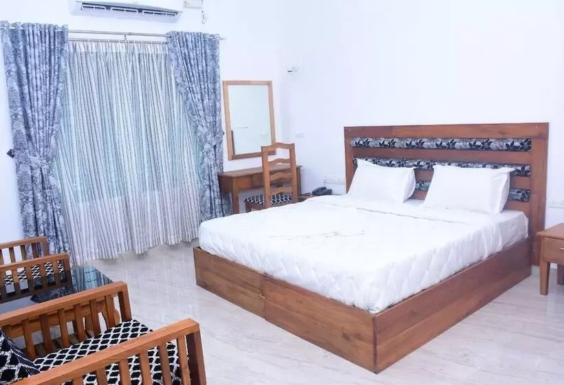 Hôtel Star Inn Plus