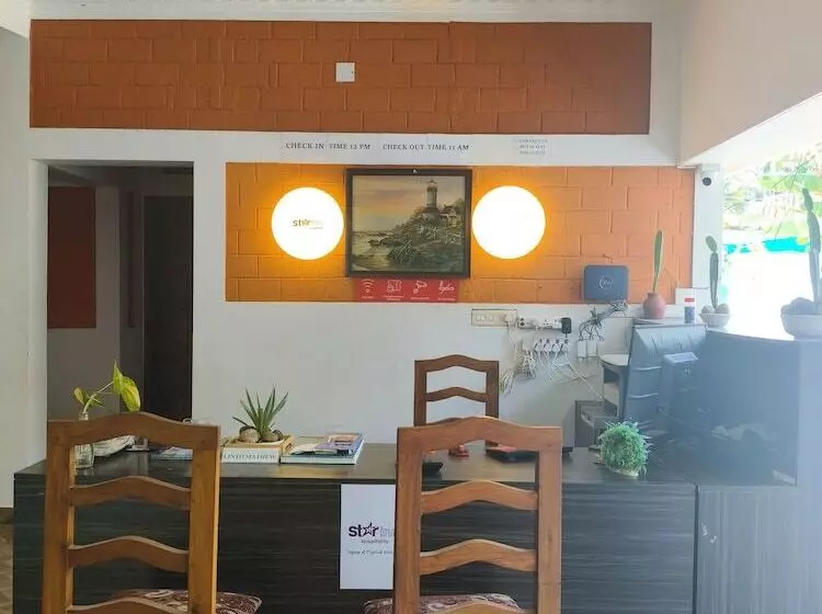 Hôtel Star Inn Plus