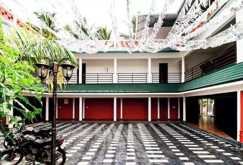 Hôtel Star Inn Plus