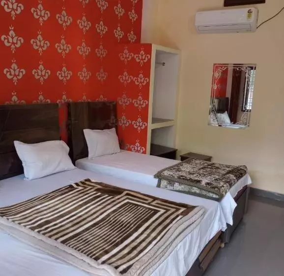 モーテル Sati Tourist Lodge