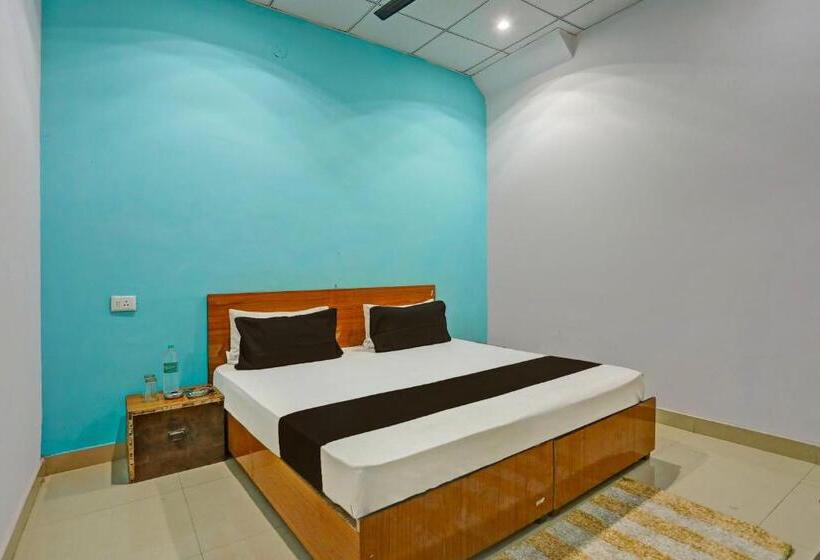 Oyo Flagship Hotel Sunrise