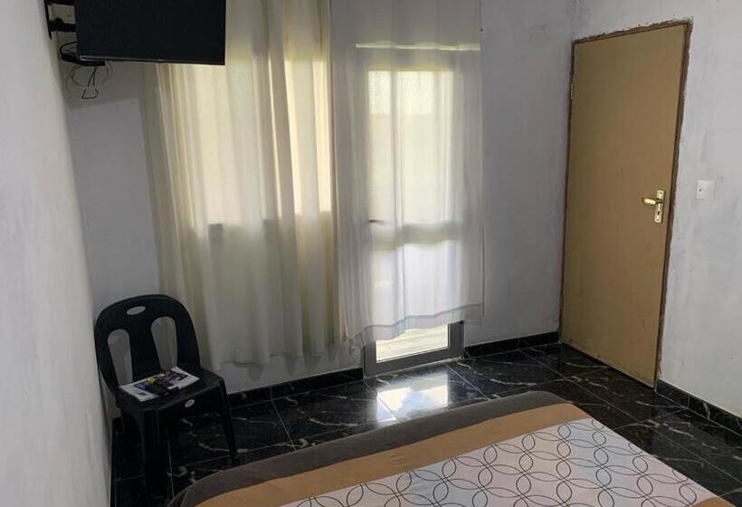 ペンション Gim House