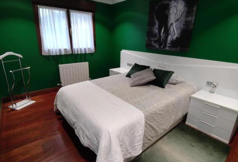 بنسيون Habitación Doble En Apartamento Compartido