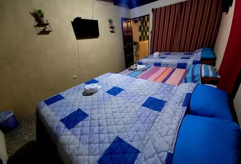 پانسیون Casa Jireh