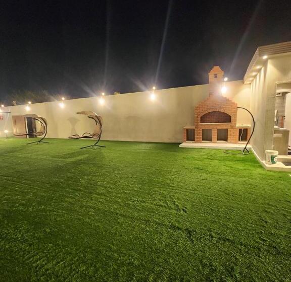 شاليه ومنتجع النخيل الريفي بالطائف