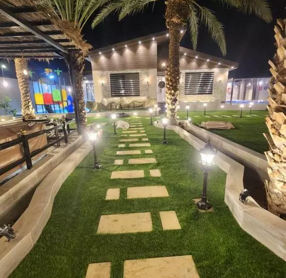 شاليه ومنتجع النخيل الريفي بالطائف