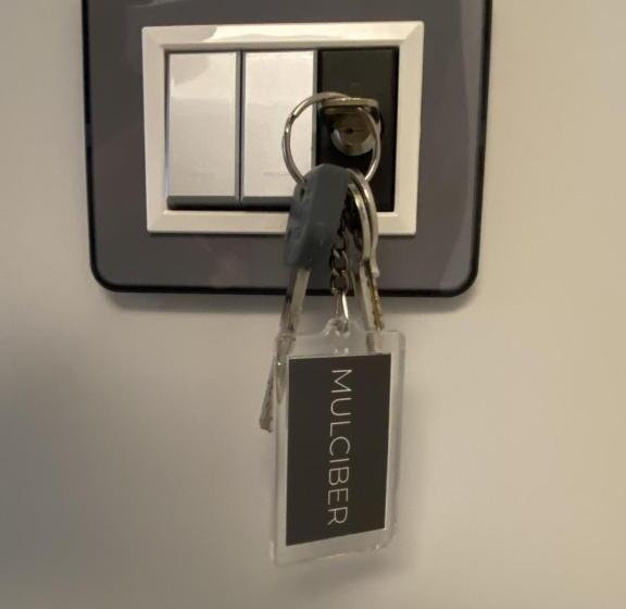 تختخواب و صبحانه Etna Stone